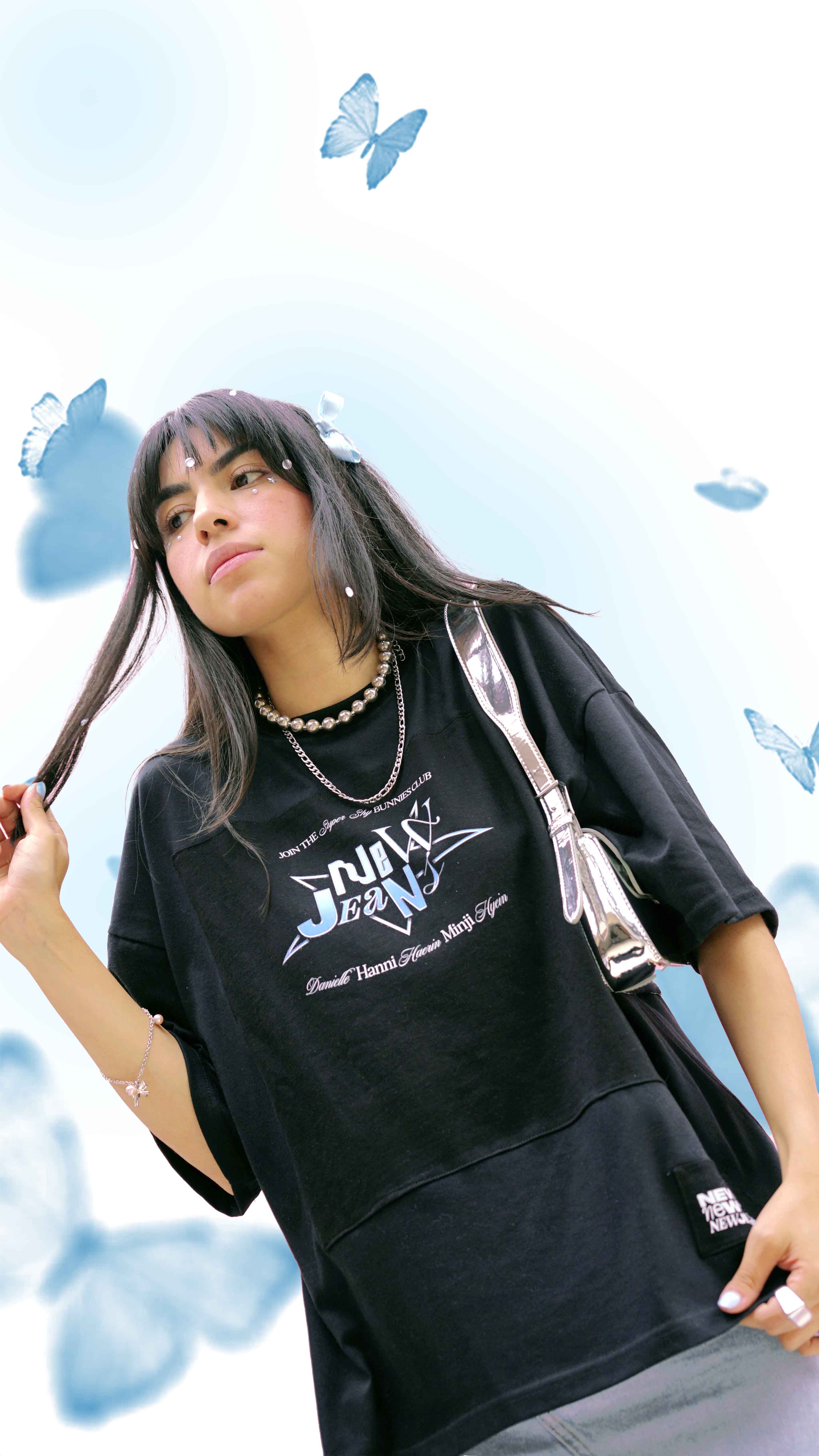 Newjeans Playera Super Shy