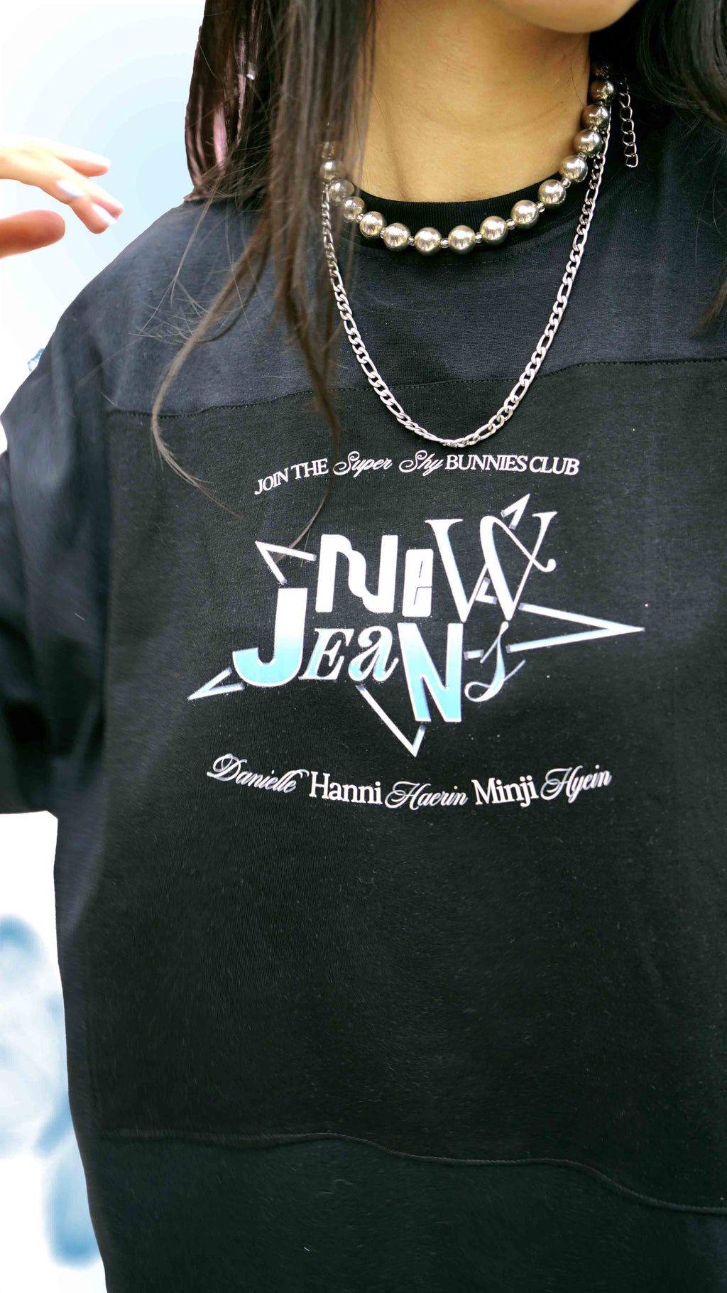 Newjeans Playera Super Shy