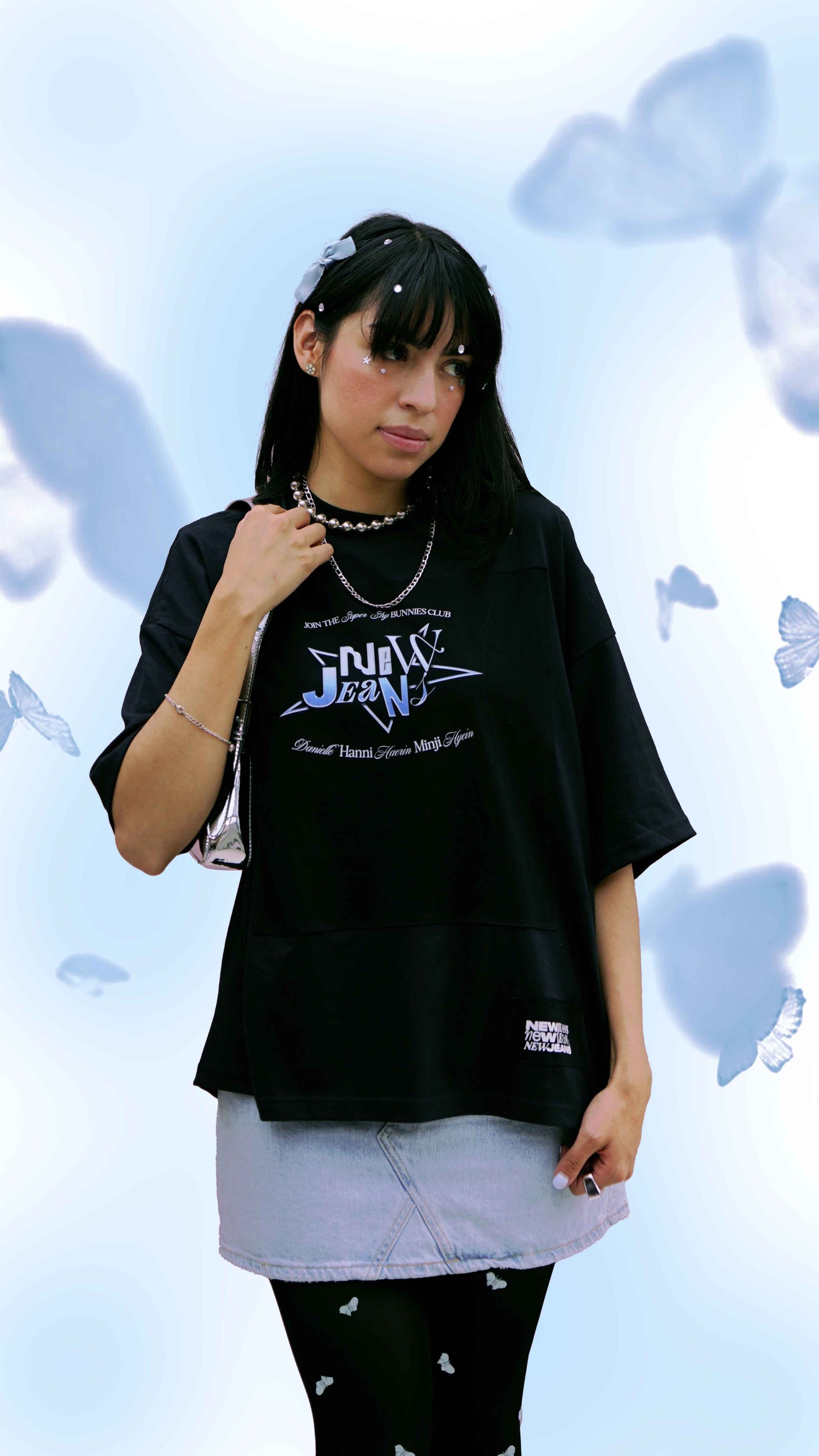 Newjeans Playera Super Shy